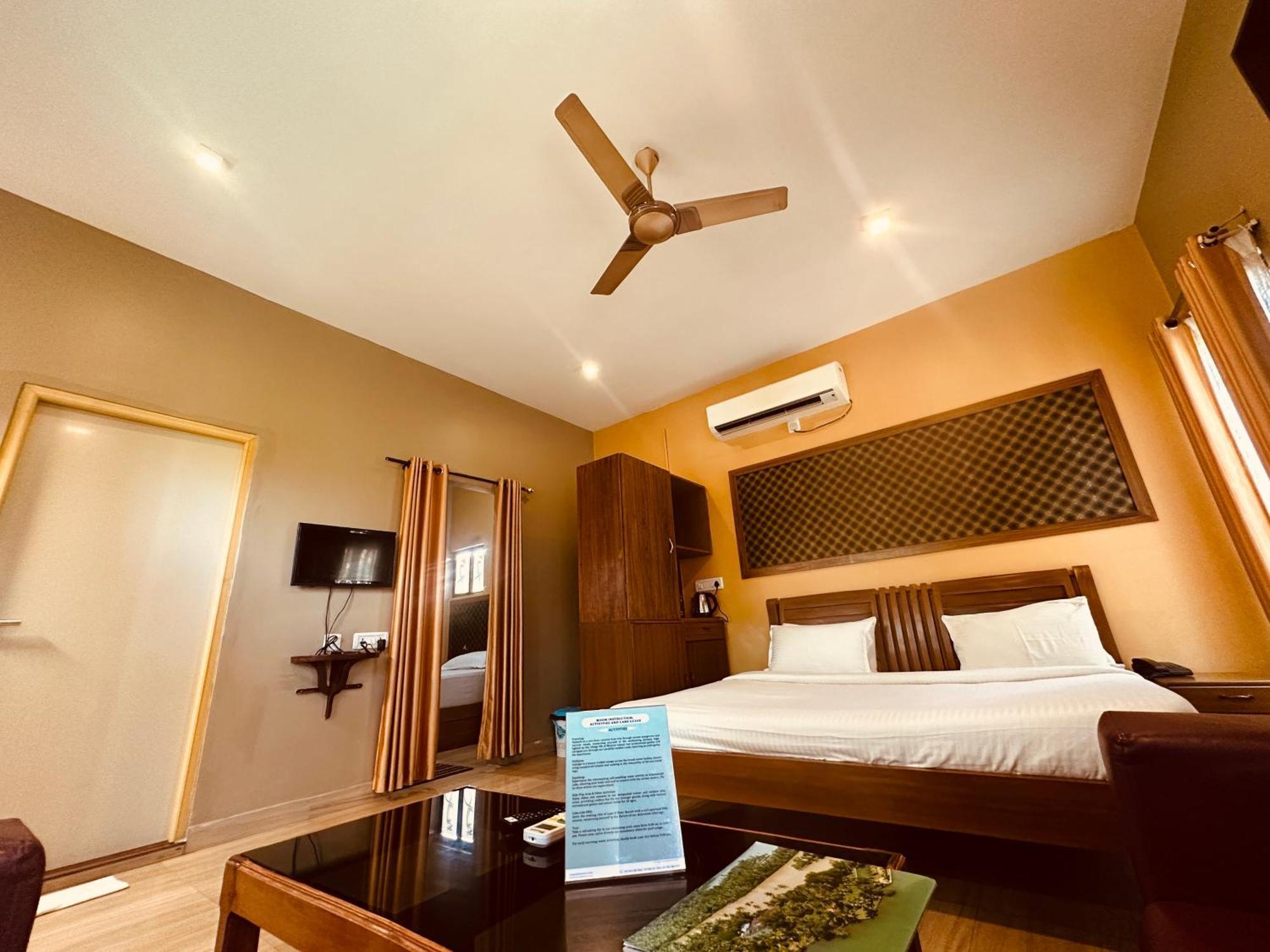 Lake N River Resort Munroe Island Mundrothuruth Bagian luar foto